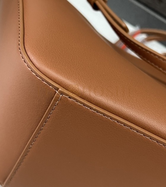 L0ew* Mini Hammock Hobo Bag Calfskin Leather Caramel Size 28×17×9.5cm Master Quality