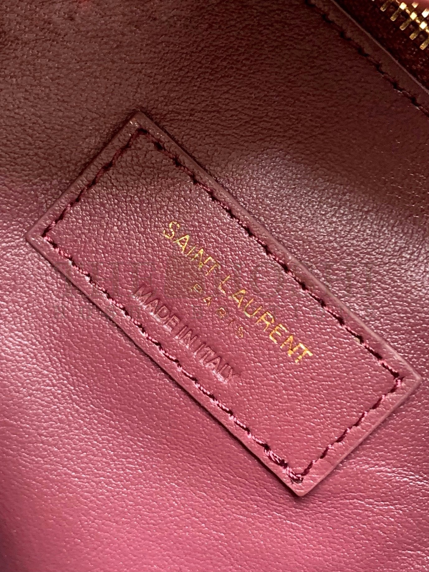 Sa1nt Lau*nt Le 5 A 7 Soft Small Shoulder Bag in Bordeaux Leather Master Quality