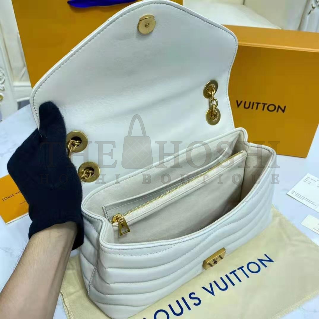 L0vis Vvtt0n LV Women New Wave Chain Bag Handbag White Smooth Cowhide Leather Master Quality