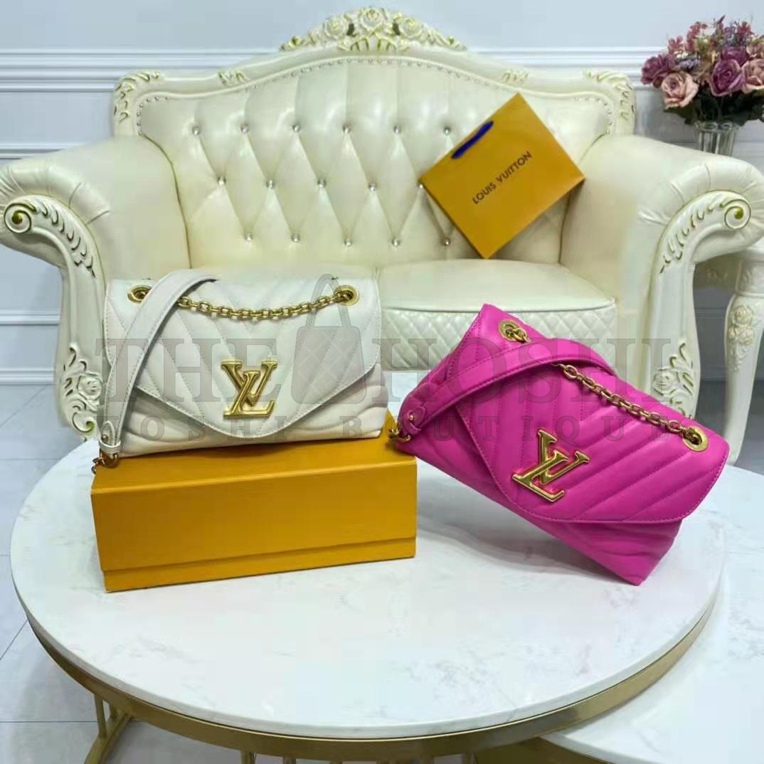 L0vis Vvtt0n LV Women New Wave Chain Bag Handbag Agathe Pink Smooth Cowhide Leather Master Quality