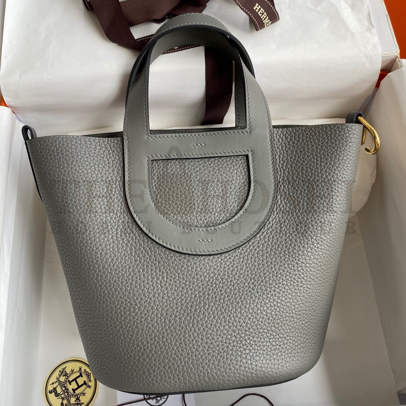 H**me5 In The Loop 18 Handmade Bag in Gris Meyer Clemence Leather Master Quality