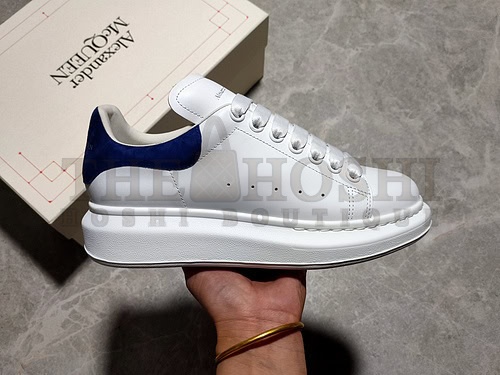 A1exa*der Mcqv*en Sneakers White/White/Navy Blue Master Quality