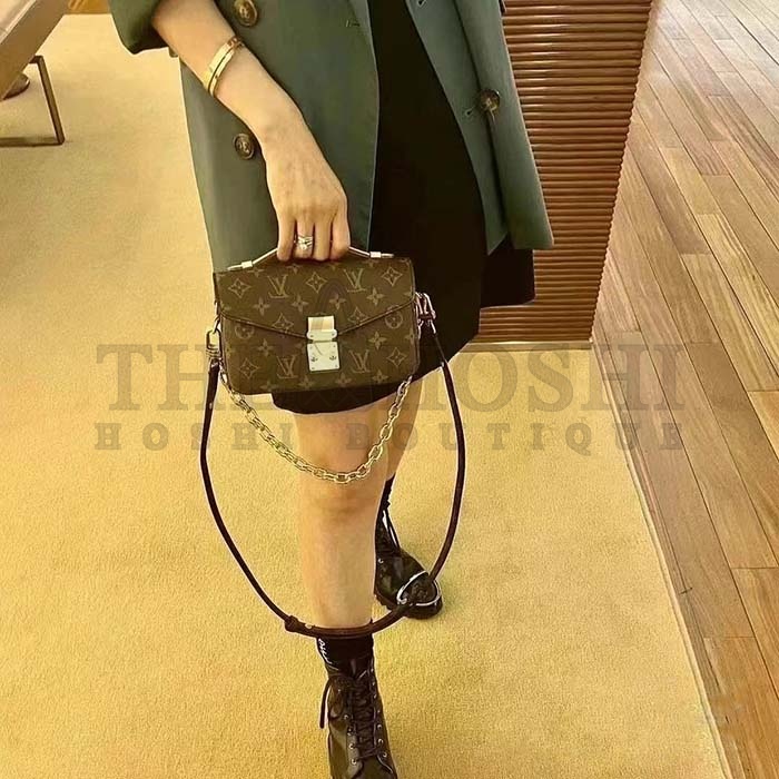L0vis Vvtt0n LV Women Micro Metis Bag Monogram Coated Canvas Cowhide Leather Master Quality