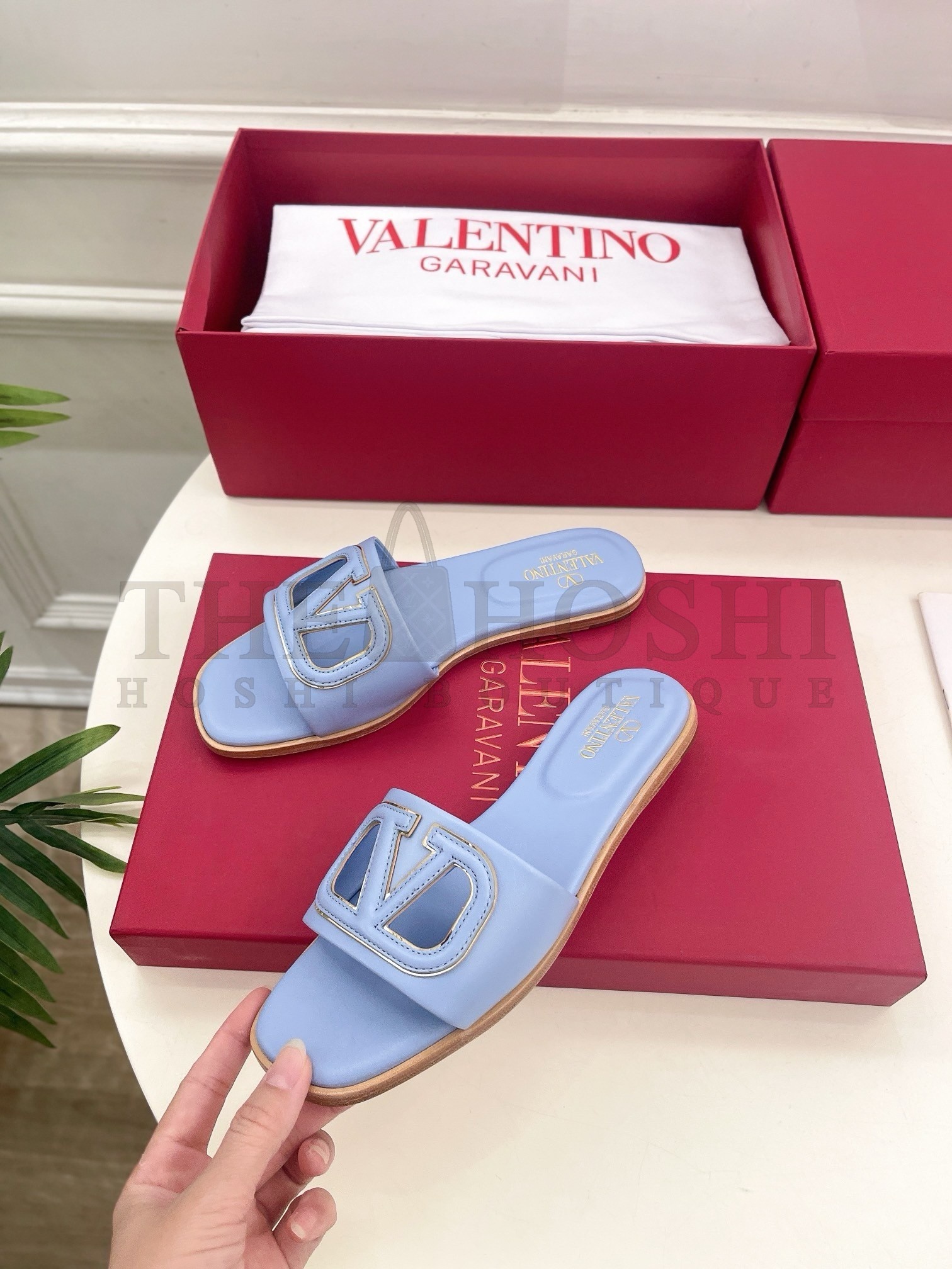 Va1e*ntin0 VLogo Cut-out Slide Sandals in Blue Leather Master Quality