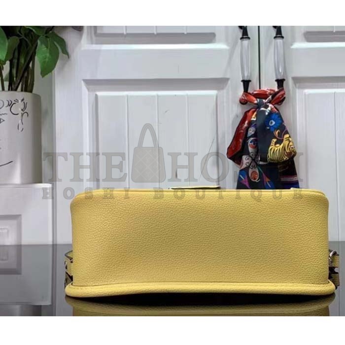 L0vis Vvtt0n LV Women Buci Crossbody Yellow Epi Grained Cowhide Leather Master Quality