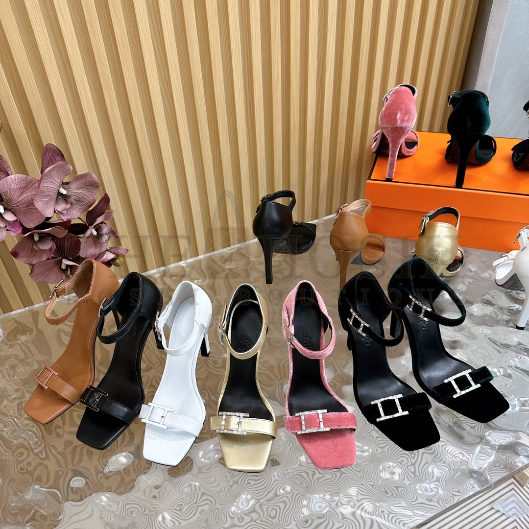 H**me5 Heels Master Quality