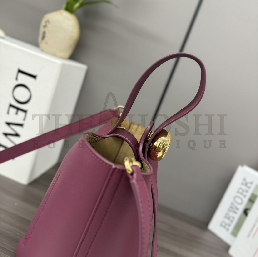 L0ew* Mini Pebble Bucket Bag in Calfskin Master Quality