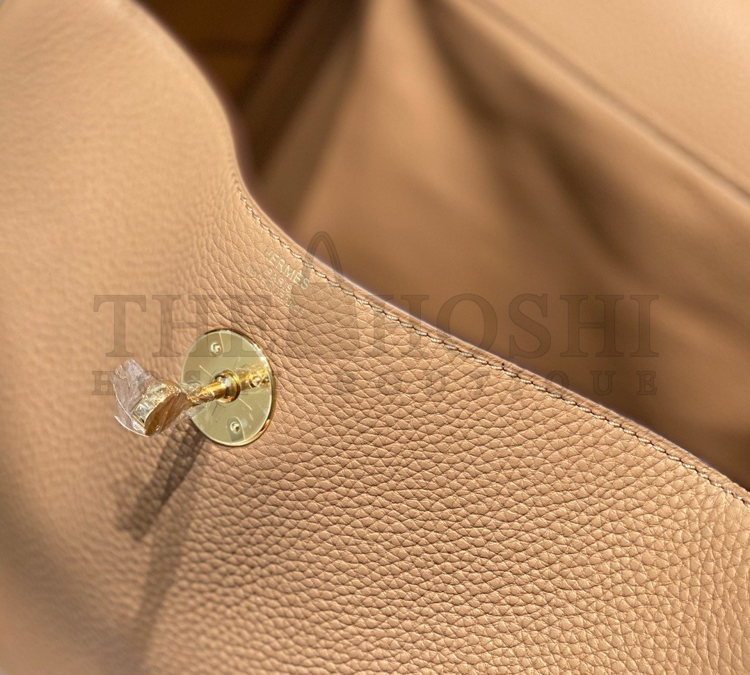 H**me5 Lindy 26cm Bag In Chai Clemence Leather GHW Master Quality