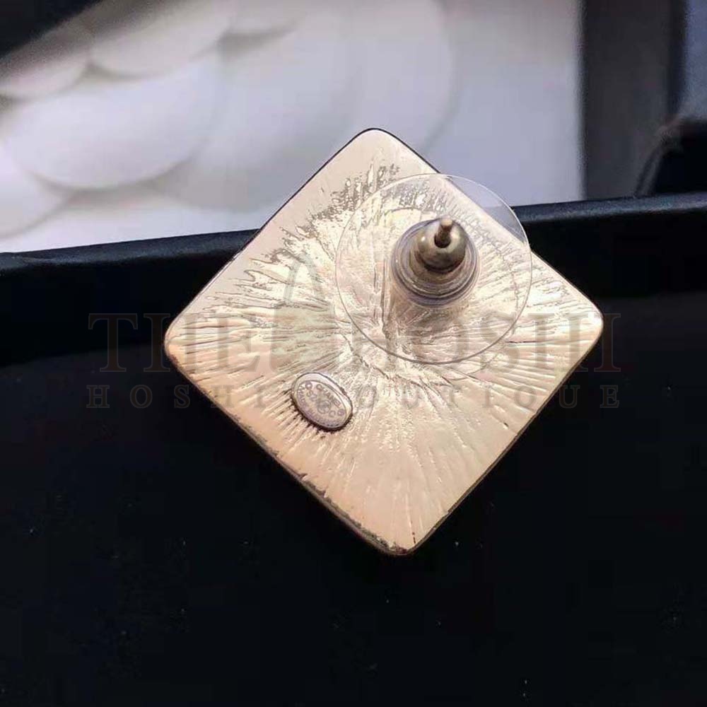 Ch**el Women Stud Earrings in Metal Master Quality