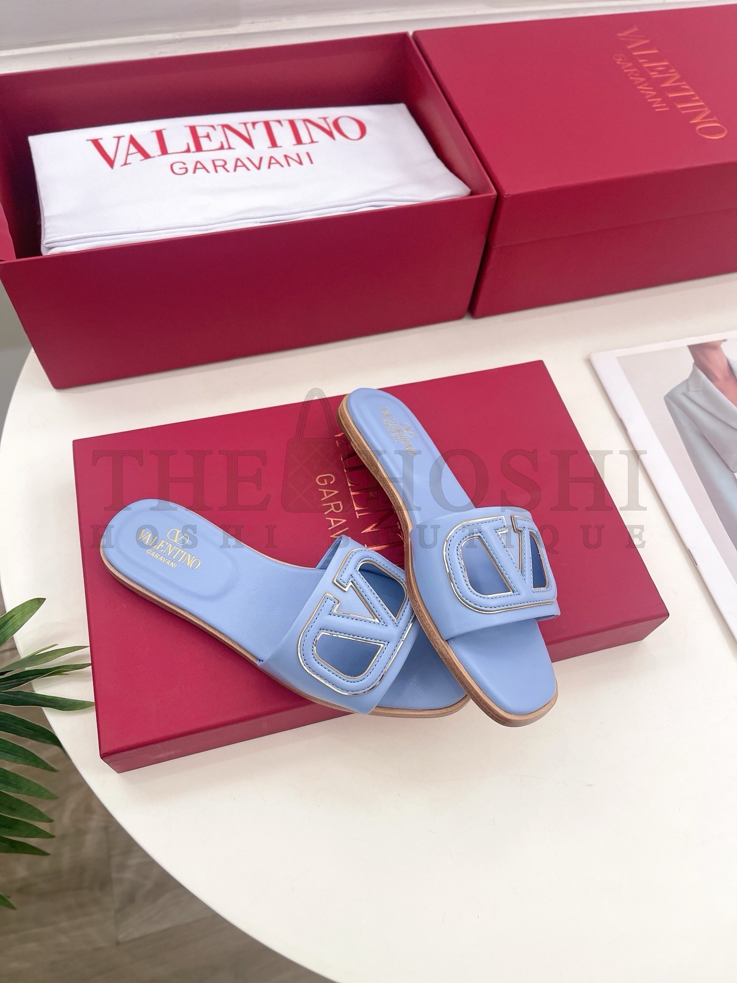 Va1e*ntin0 VLogo Cut-out Slide Sandals in Blue Leather Master Quality