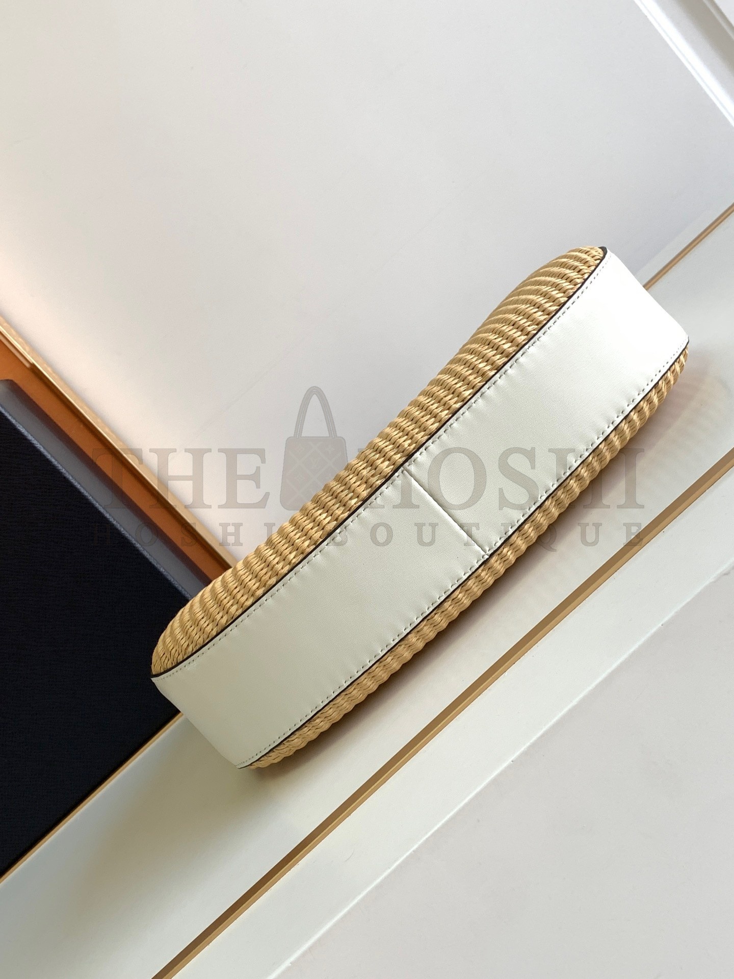 Pra*a Shoulder Bag in Woven Straw and White Leather Master Quality