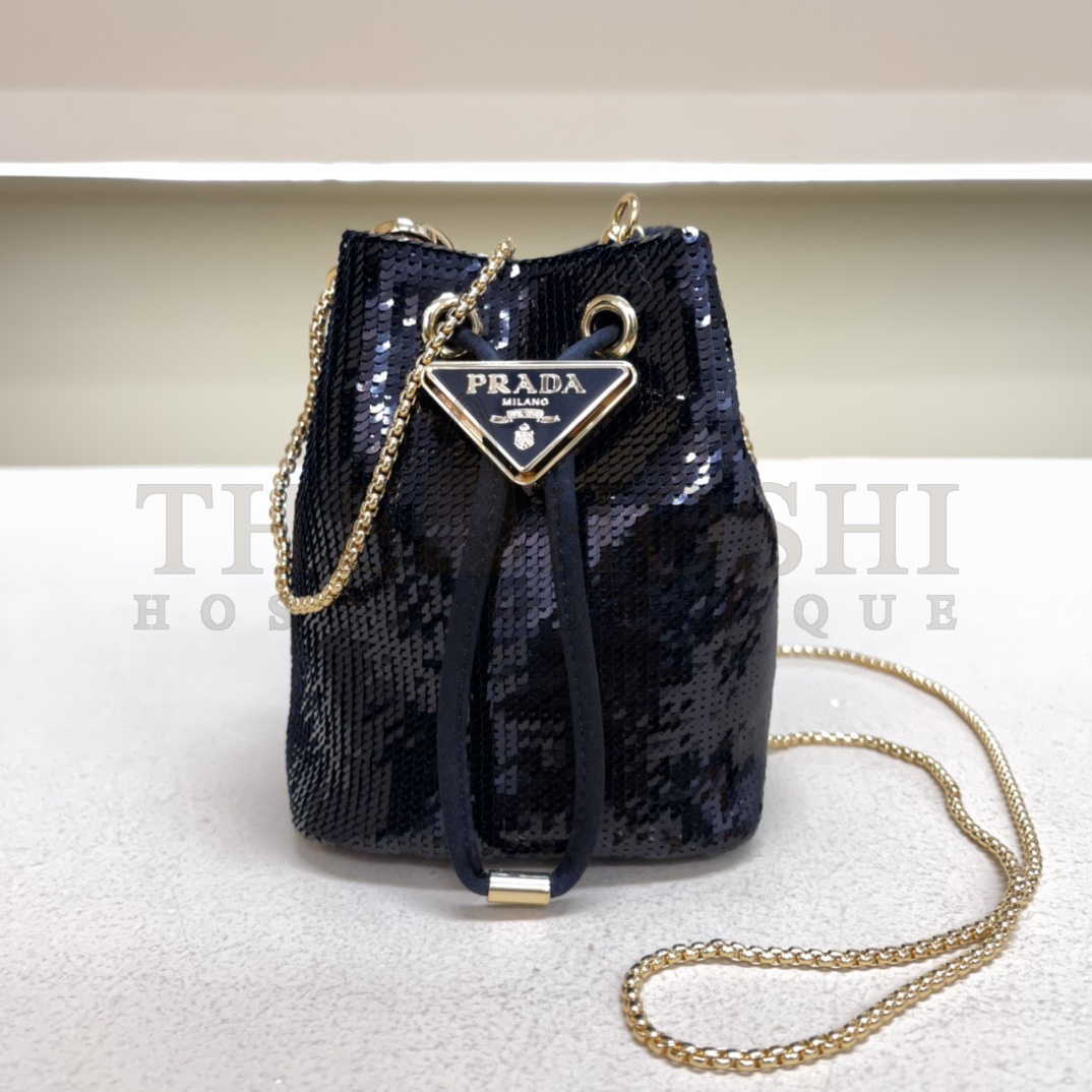 Pra*a Sequined satin mini-pouch bag Height: 9.5cm Width: 9cm Length: 6cm Master Quality