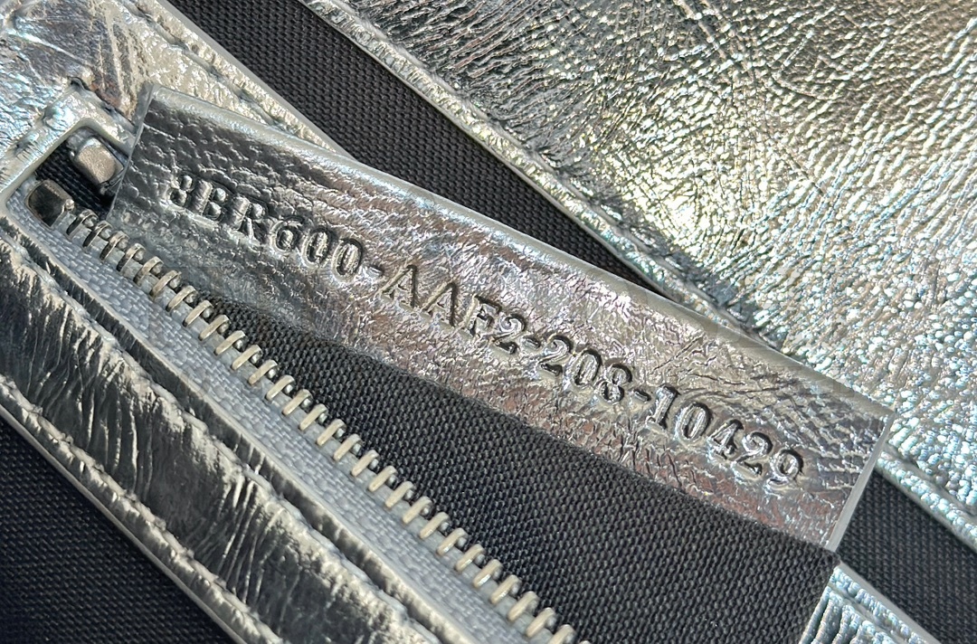 F**di Baguette  siez:27x5x15cm Master Quality