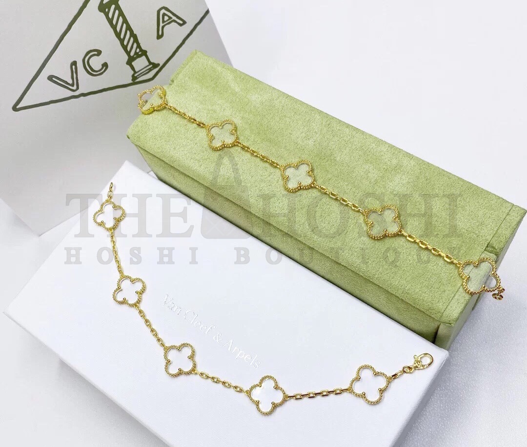 V*n Cl**f & Arpels Clear Clover Bracelet, Vintage Alhambra bracelet, 5 motifs Master Quality