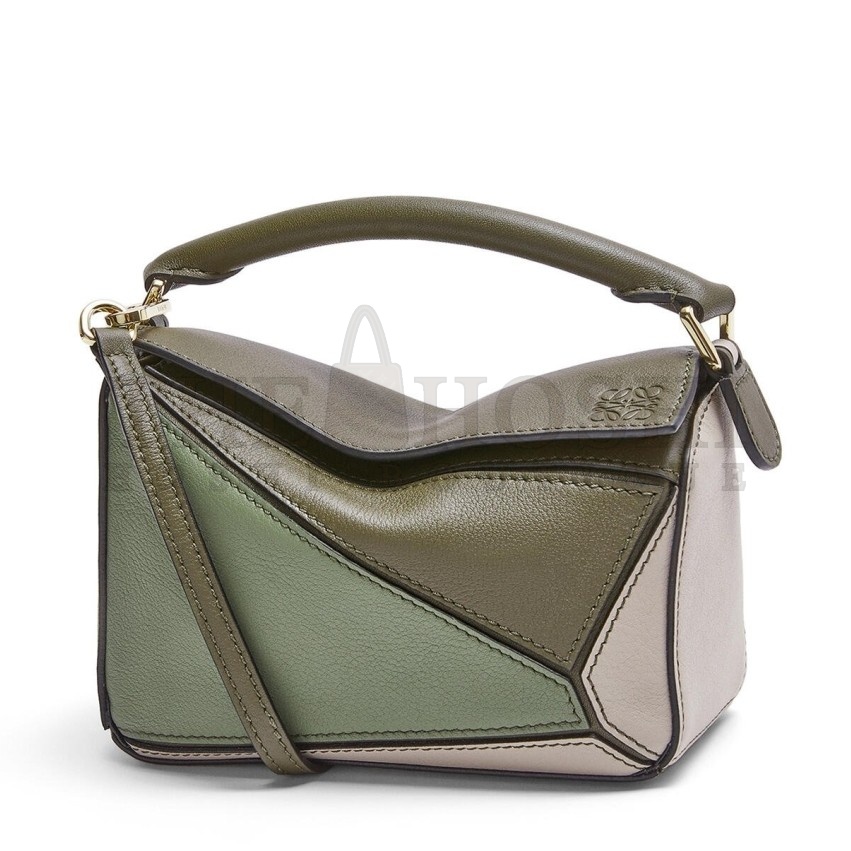 L0ew* Puzzle Mini Bag In Green/Oat Calfskin Master Quality