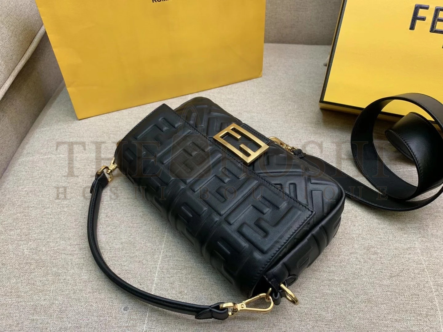 F**di Medium Baguette Bag In Black FF Nappa Leather Master Quality