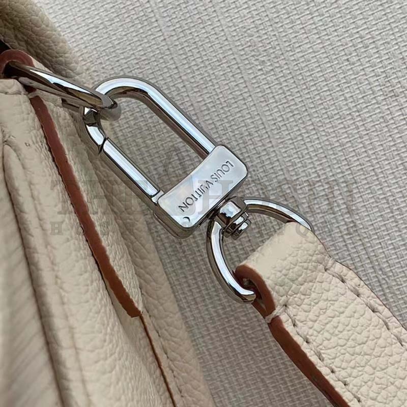 L0vis Vvtt0n LV Women Buci Crossbody White Epi Grained Smooth Cowhide Leather Master Quality