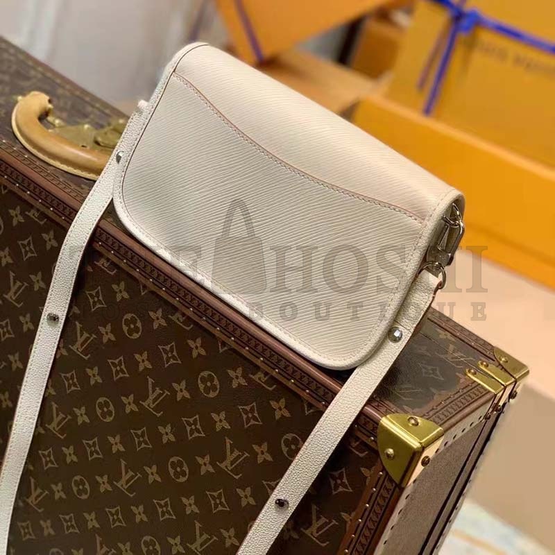 L0vis Vvtt0n LV Women Buci Crossbody White Epi Grained Smooth Cowhide Leather Master Quality