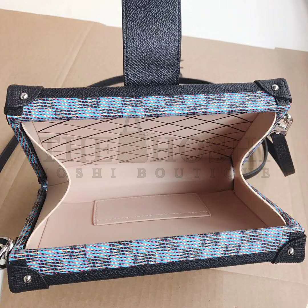 L0vis Vvtt0n LV Women Petite Malle Handbag Monogram LV Pop Print-Blue Master Quality