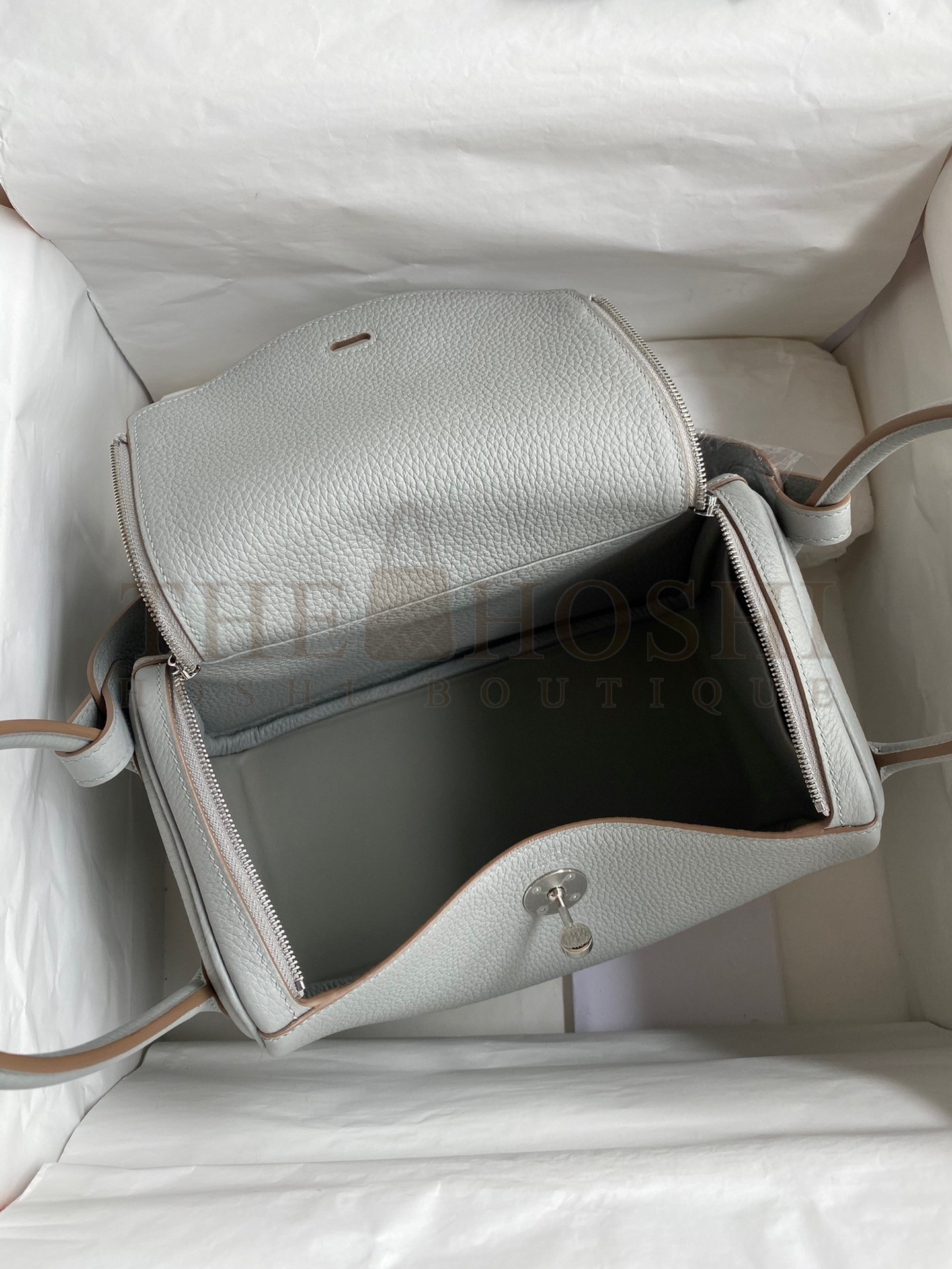 H**me5 Lindy 26 Handmade Bag In Blue Glacier Clemence Leather Master Quality