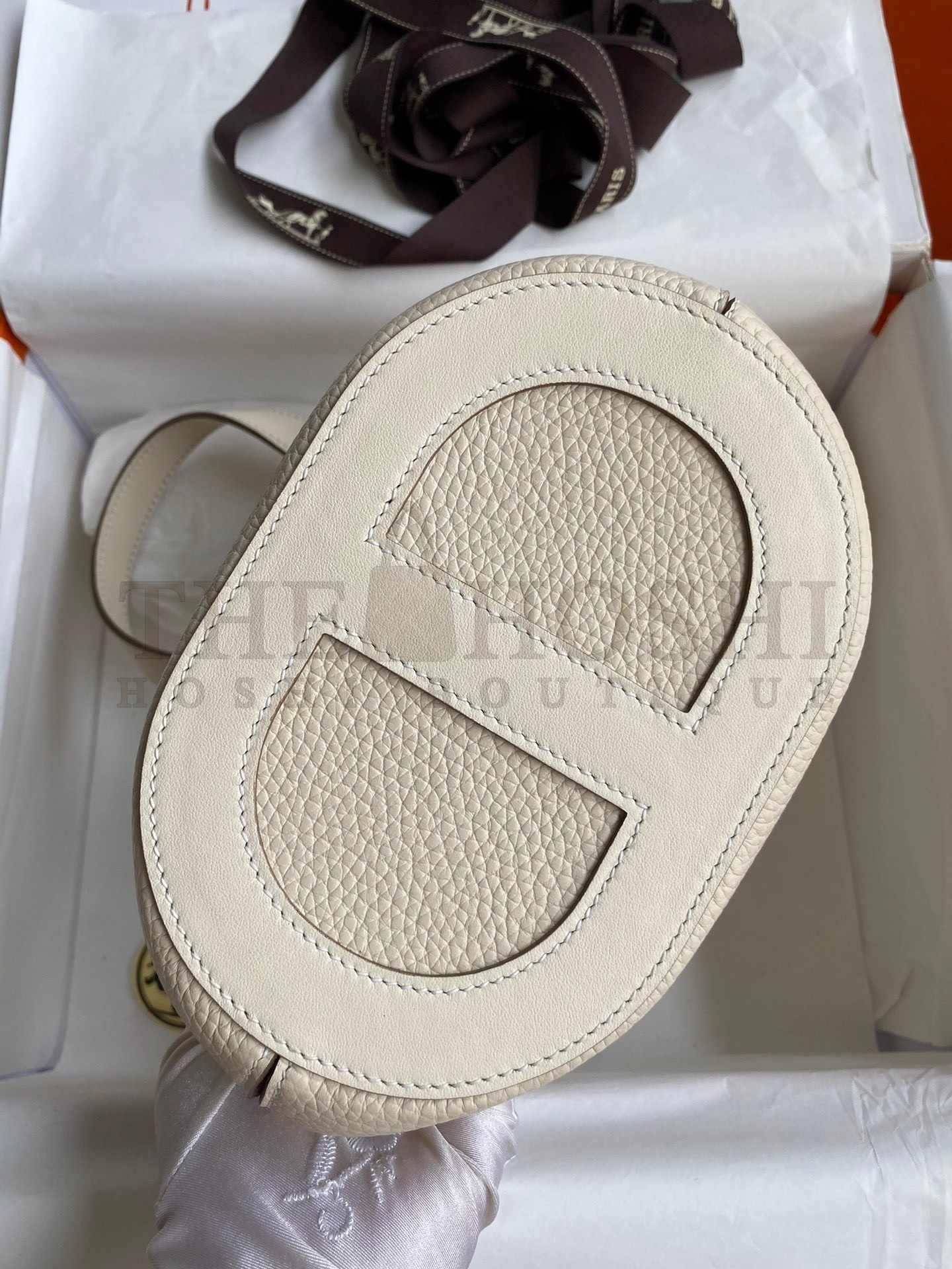 H**me5 In The Loop 18 Handmade Bag in Craie Clemence Leather Master Quality