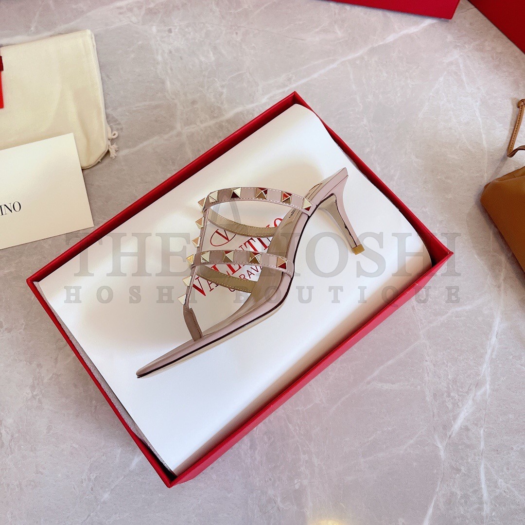 Va1e*ntin0 Rockstud Flip Flop Sandals 50mm In Poudre Calfskin Master Quality