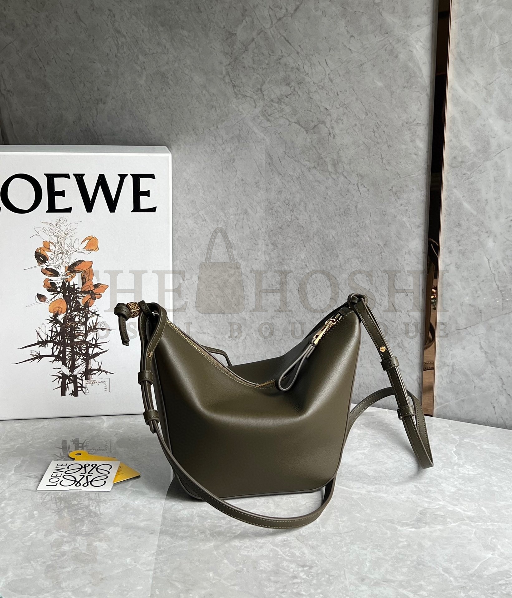 L0ew* Mini Hammock Hobo Bag in Dark Green Calfskin Master Quality
