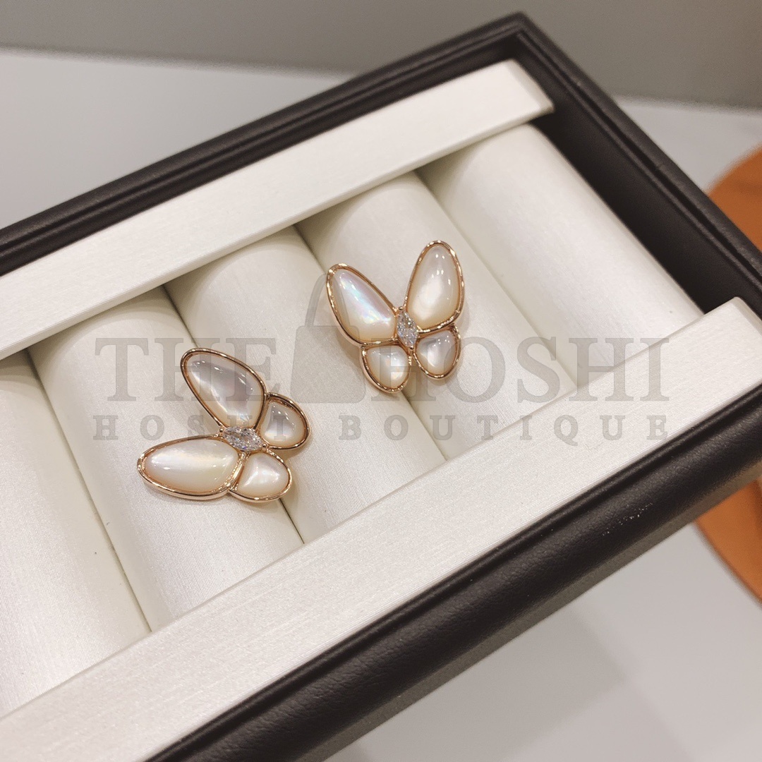 V*n Cl**f & Arpels Butterfly Earrings, Two Butterfly earrings Master Quality