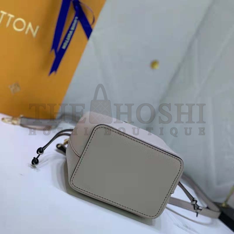 L0vis Vvtt0n LV Women Nano Lockme Bucket Bag Greige Beige Grained Calf Master Quality