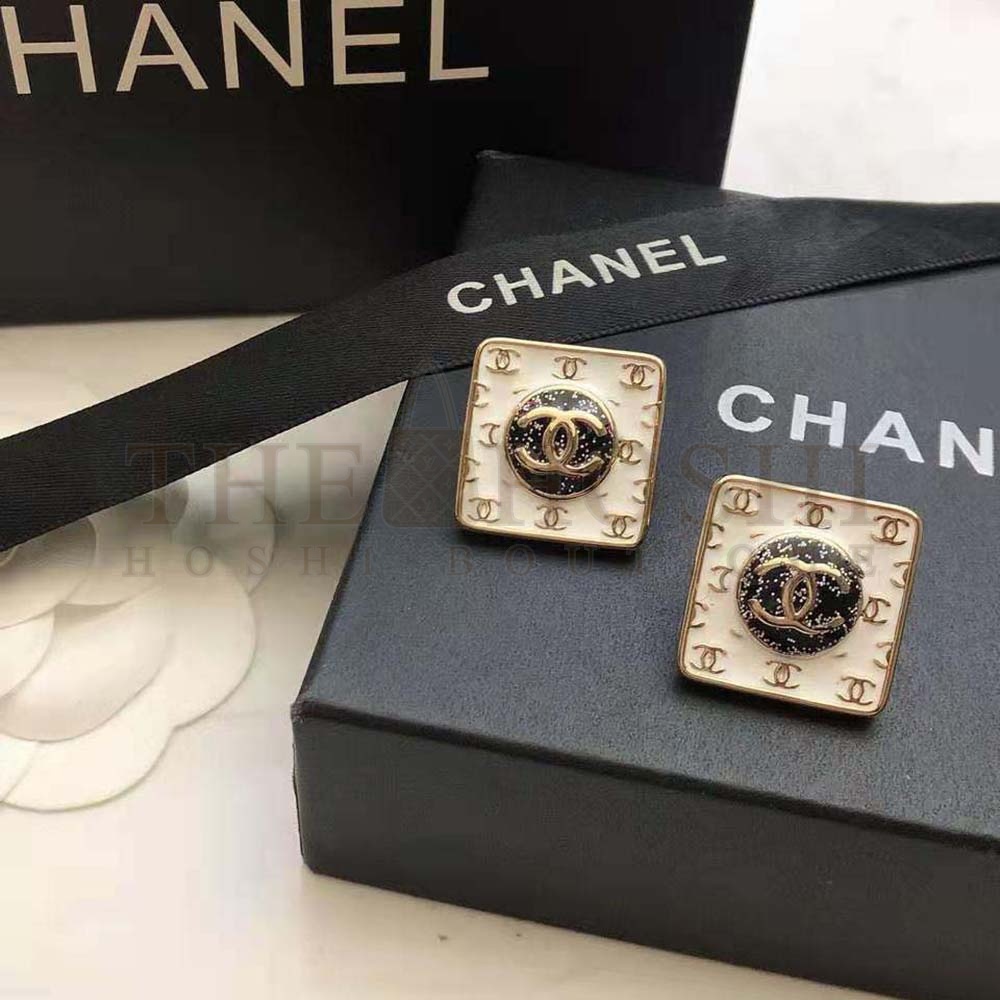 Ch**el Women Stud Earrings in Metal Master Quality