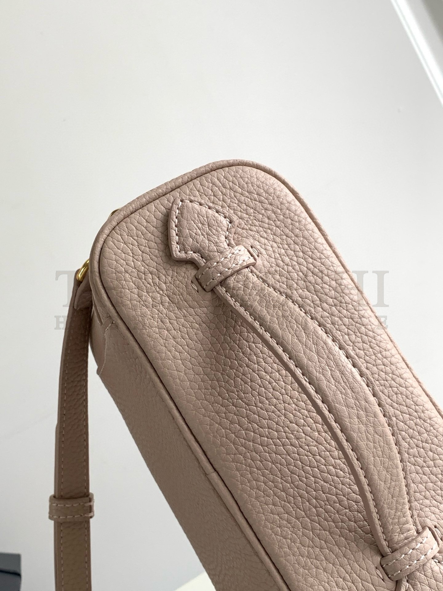 Pra*a Mini Vanity Bag in Light Pink Grained Leather Master Quality