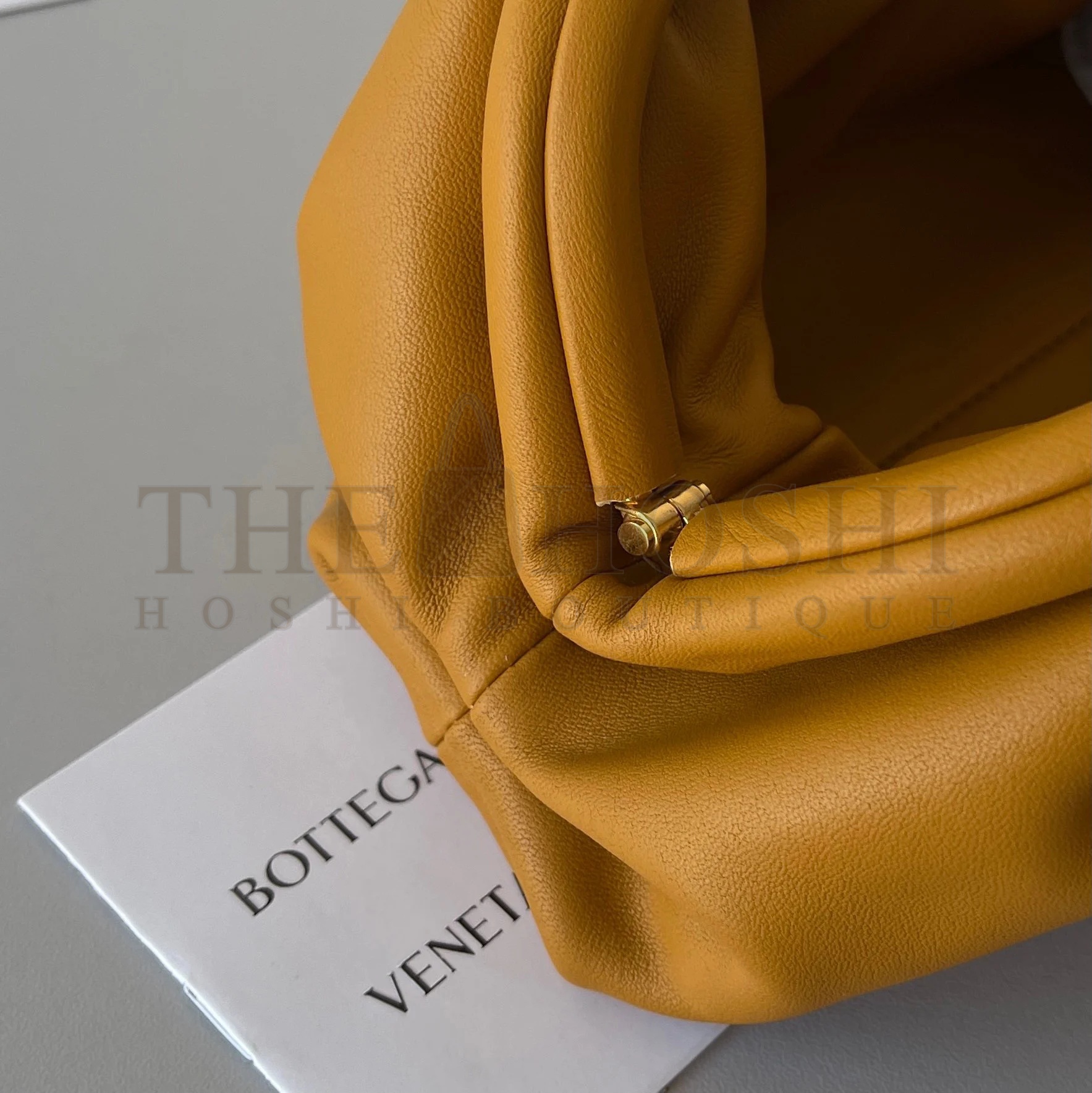 B0tt*ga Ven*ta Mini Pouch with Strap in Teak Calfskin Master Quality