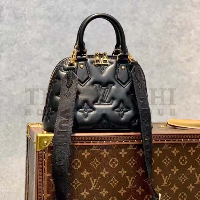 L0vis Vvtt0n LV Women Alma BB Handbag Black Quilted Embroidered Smooth Calf Leather Master Quality