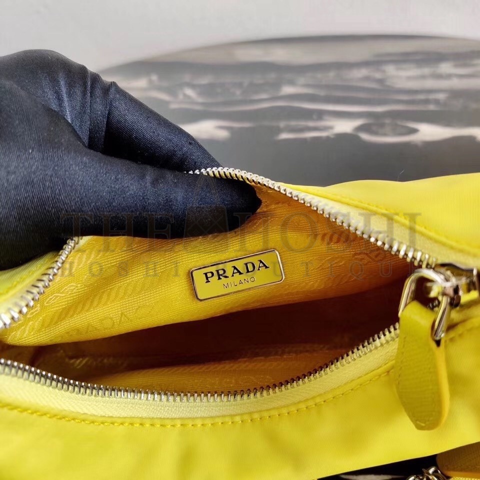 Pra*a Pineapple Yellow Nylon Re-Edition 2005 Shoulder Bag Master Quality