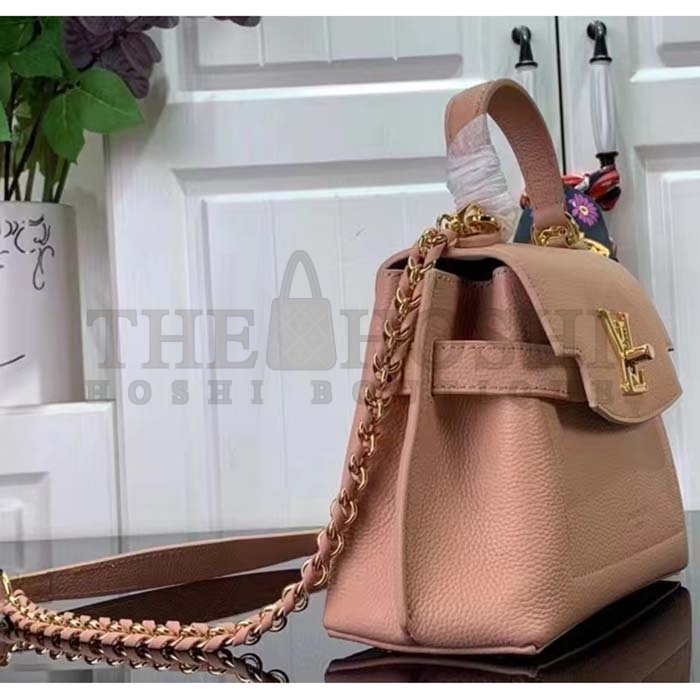 L0vis Vvtt0n LV Women Lockme Ever Mini Handbag Pink Grained Calf Leather Master Quality