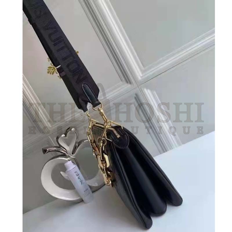 L0vis Vvtt0n LV Women Coussin PM Handbag Black Monogram Embossed Puffy Lambskin Master Quality