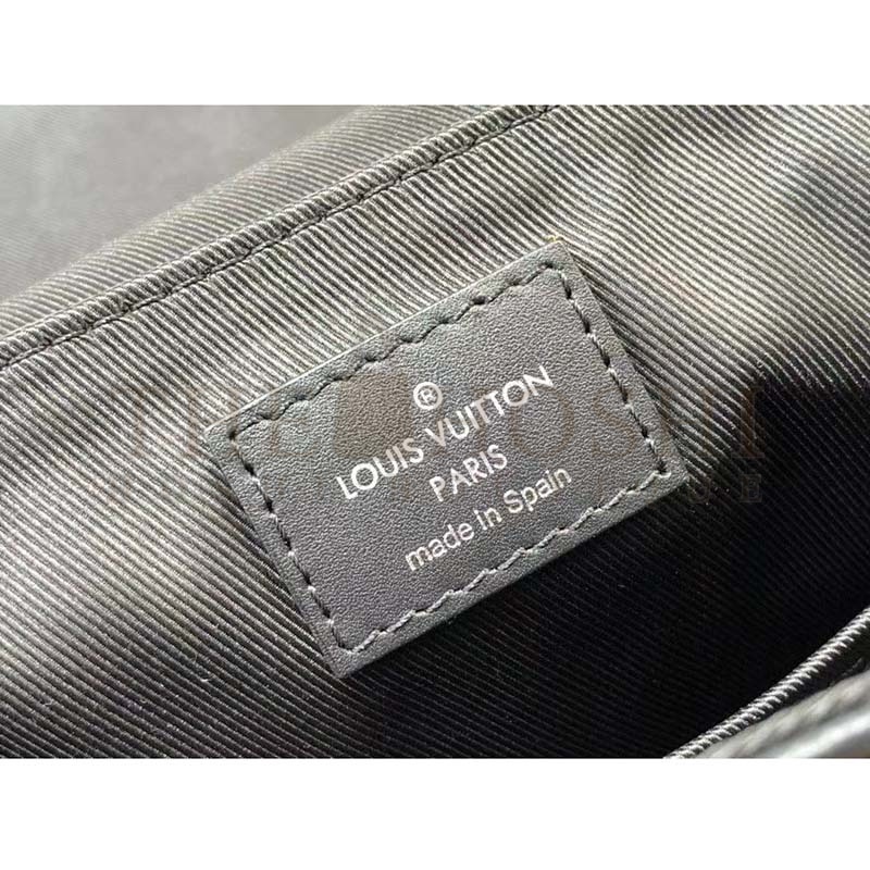 L0vis Vvtt0n LV Men District PM Bag in Monogramme Eclipse Coated Canvas Master Quality
