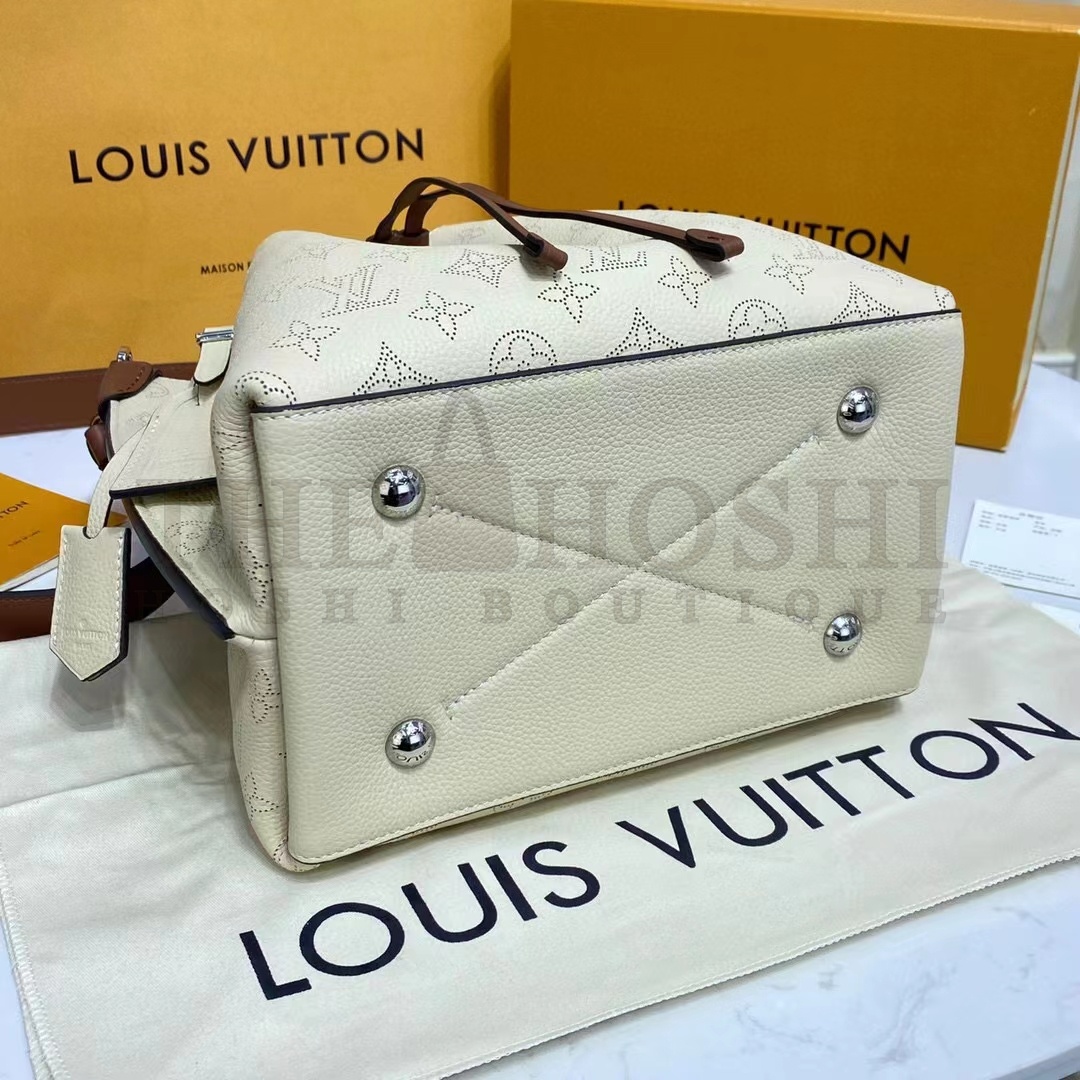 L0vis Vvtt0n LV Women Muria Bucket Bag Crème Beige Mahina Perforated Calf Leather Master Quality