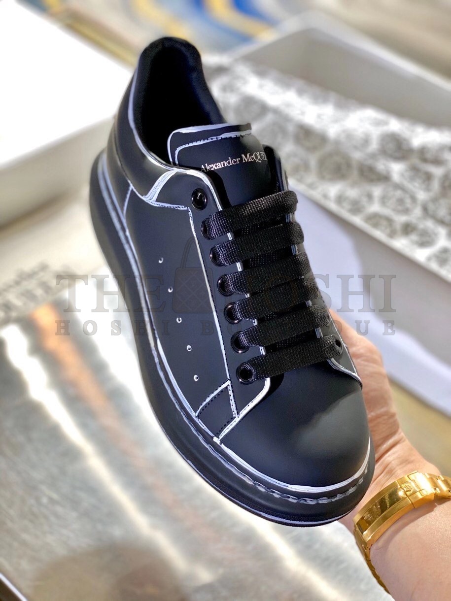 A1exa*der Mcqv*en Men