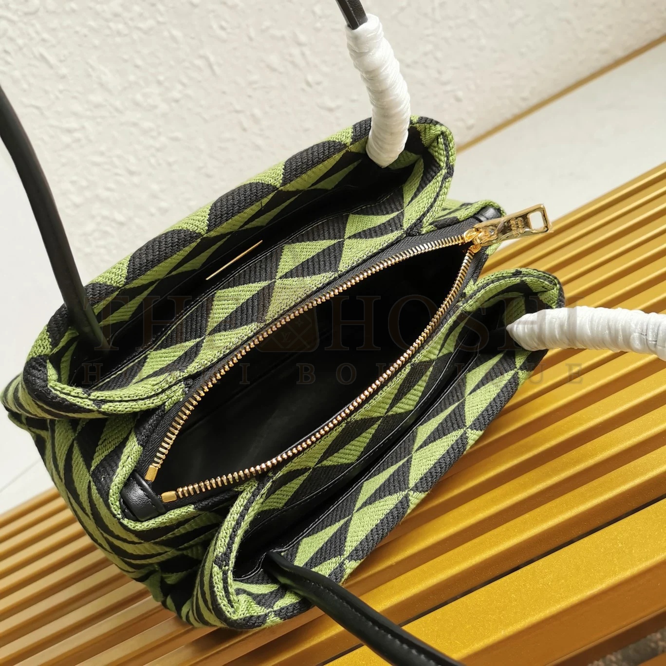 Pra*a S*pernova Small Shoulder Bag In Black/Green Fabric Master Quality