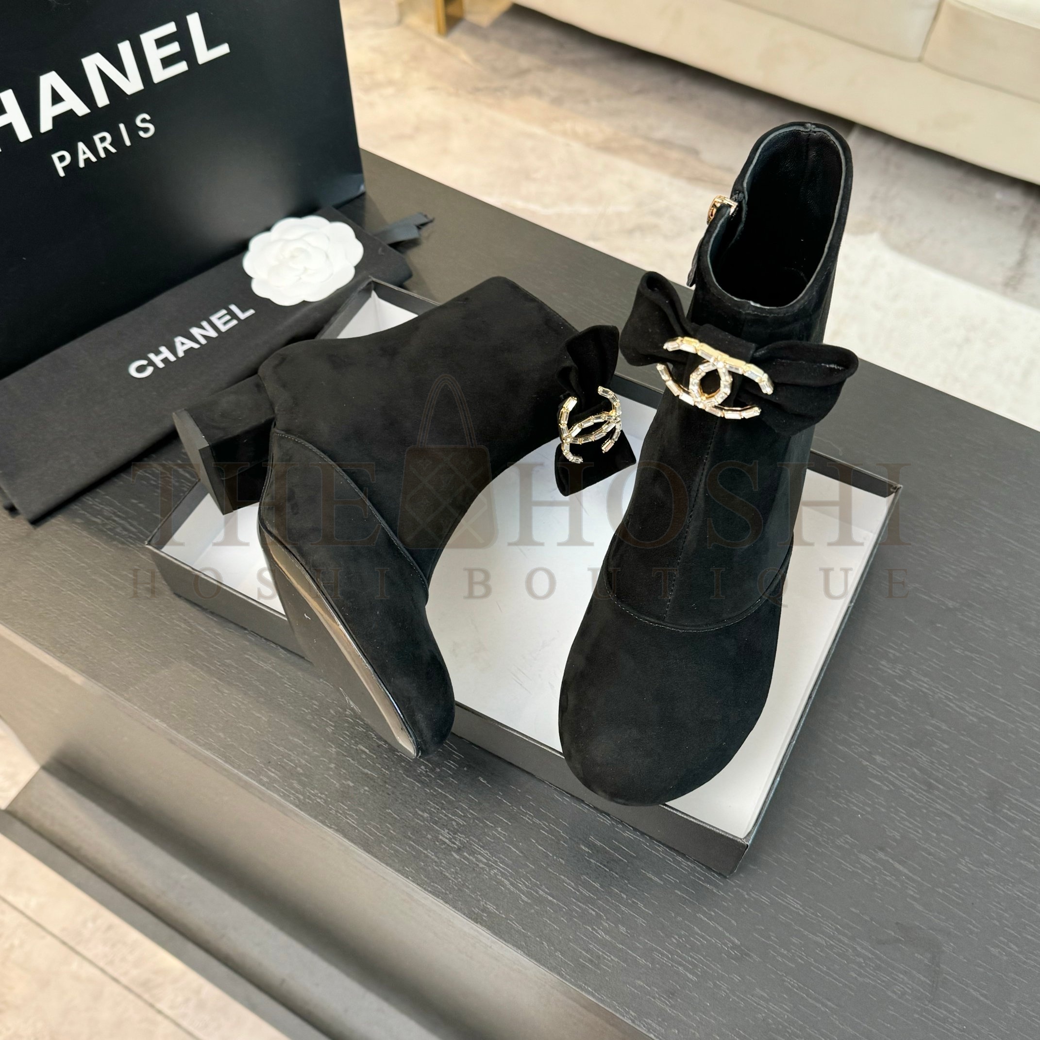 Ch**el boots Master Quality