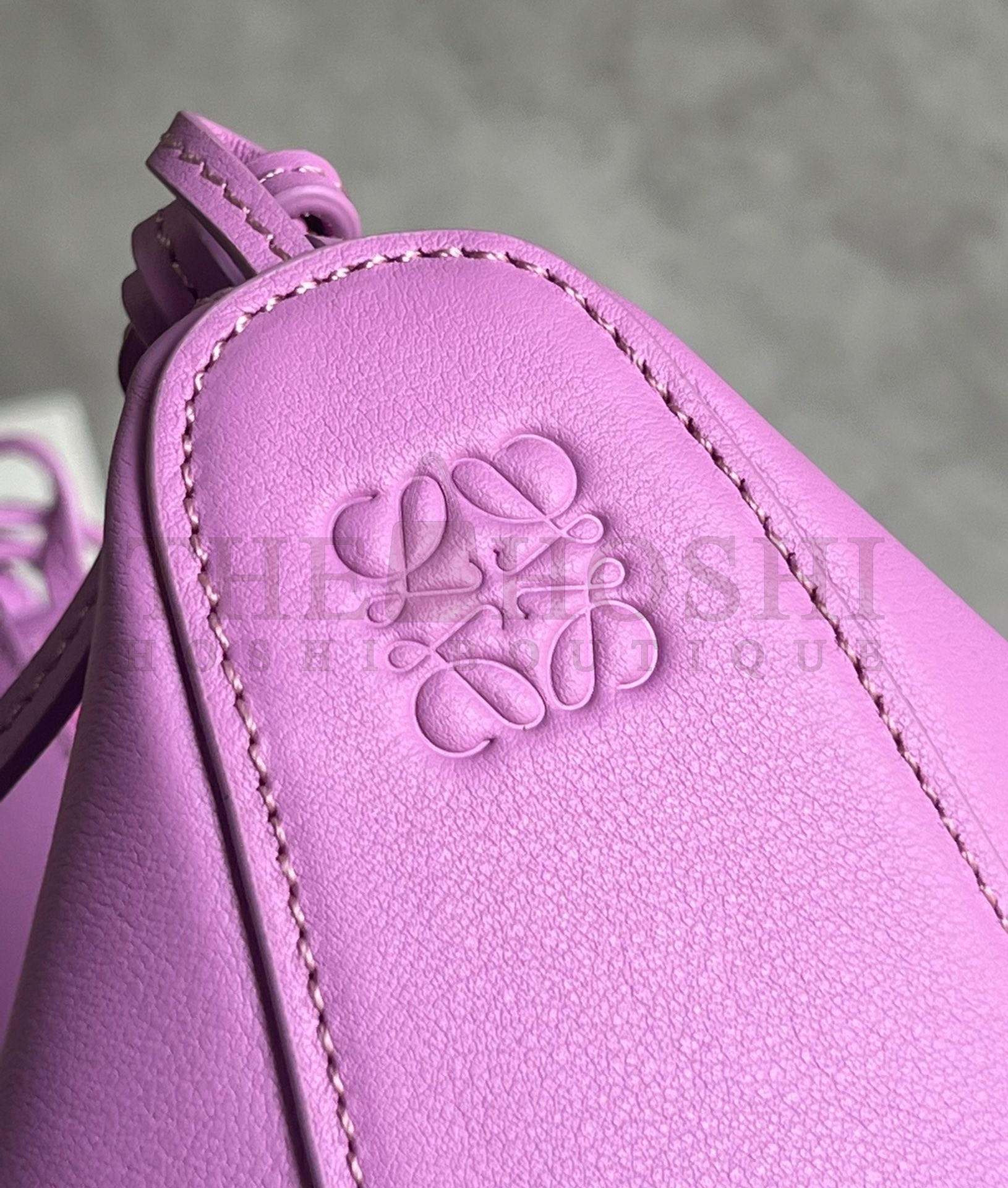 L0ew* Mini Hammock Hobo Bag in Rockrose Calfskin Master Quality