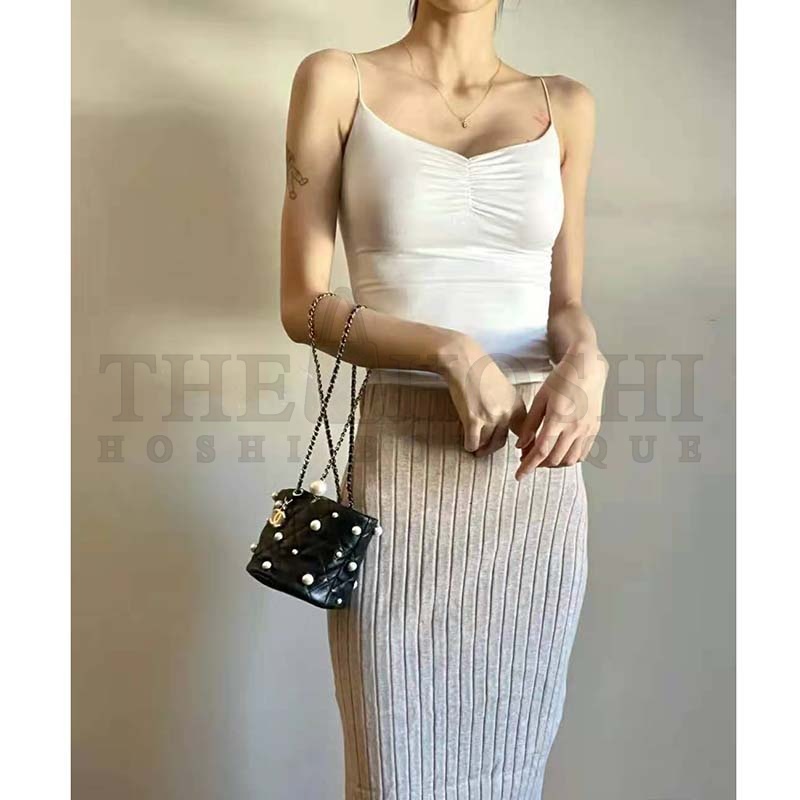 Ch**el Women Mini Drawstring Bag Lambskin Imitation Pearls &amp; Gold-Tone Metal Black Master Quality