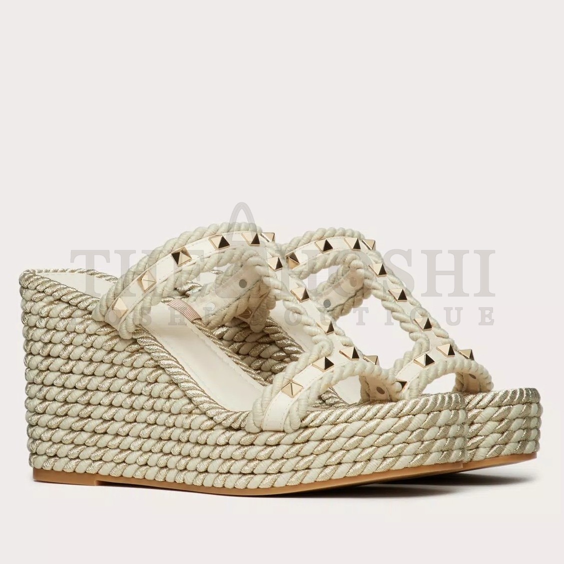 Va1e*ntin0 Garavani Rockstud Wedge Sandals in White Calfskin Master Quality