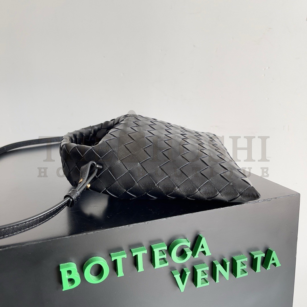 B0tt*ga Ven*ta Mini Hop Bag in Black Intrecciato Calfskin Master Quality