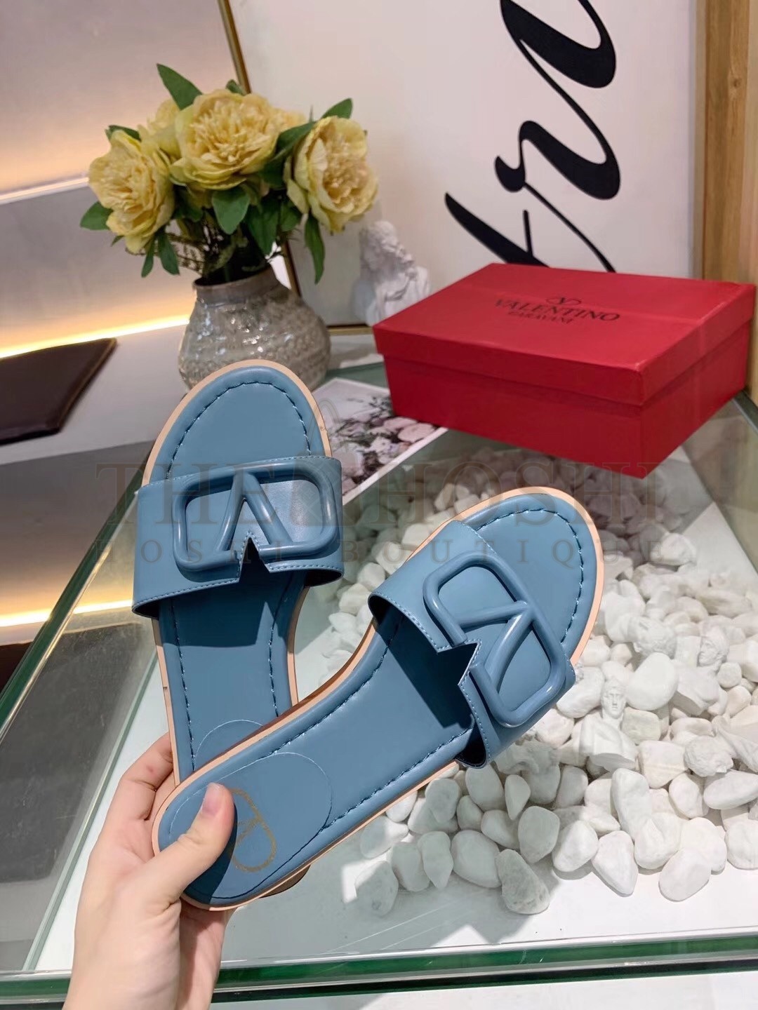 Va1e*ntin0 Vlogo Flat Slide Sandals In Amadeus Calfskin Master Quality