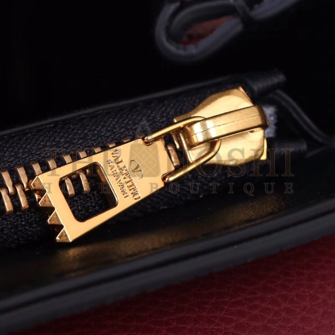 Va1e*ntin0 Medium VRing Chain Bag In Bordeaux Grainy Calfskin Master Quality