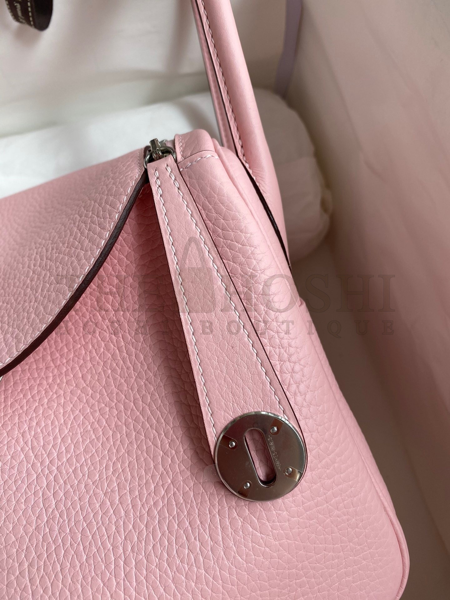 H**me5 Lindy 26 Handmade Bag In Rose Sakura Clemence Leather Master Quality