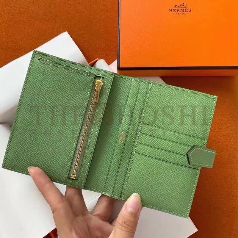 H**me5 Bearn Compact Wallet In Vert Criquet Epsom Leather Master Quality