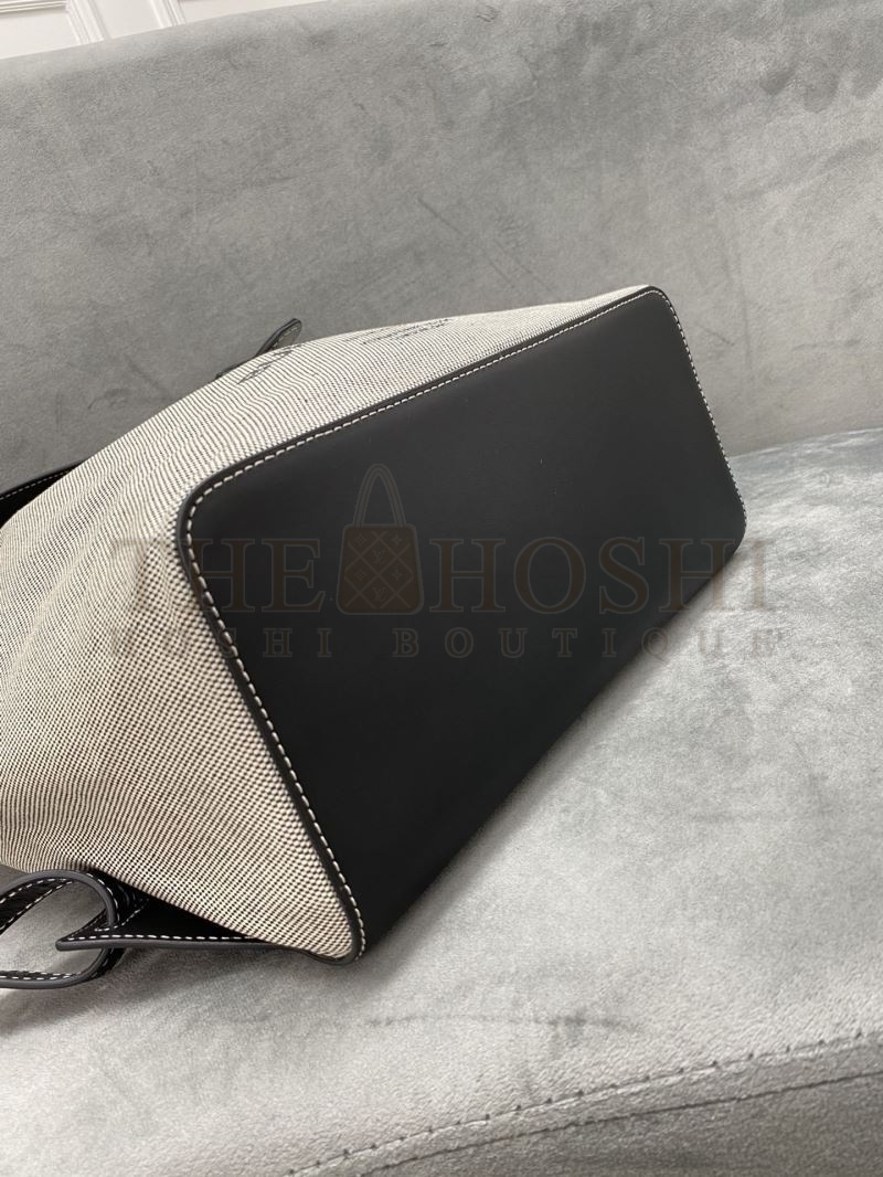 Bv*b*rry Backpacks Master Quality